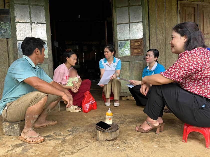 Tuyên truyền tác hại của tảo hôn, hôn nhân cận huyết thống vùng đồng bào dân tộc thiểu số. Ảnh: Sở Dân tộc và Tôn giáo