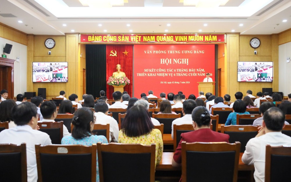 According to Decision 486-QD/TW, the Central Party Office is prioritized for mobilizing, rotating, and assigning cadres from central and local agencies to work at the Central Party Office. In the photo: Conference summarizing the work in the first 6 months of the year, deploying tasks for the last 6 months of 2026 of the Central Party Office. Photo: E-Portal of the Communist Party of Vietnam.