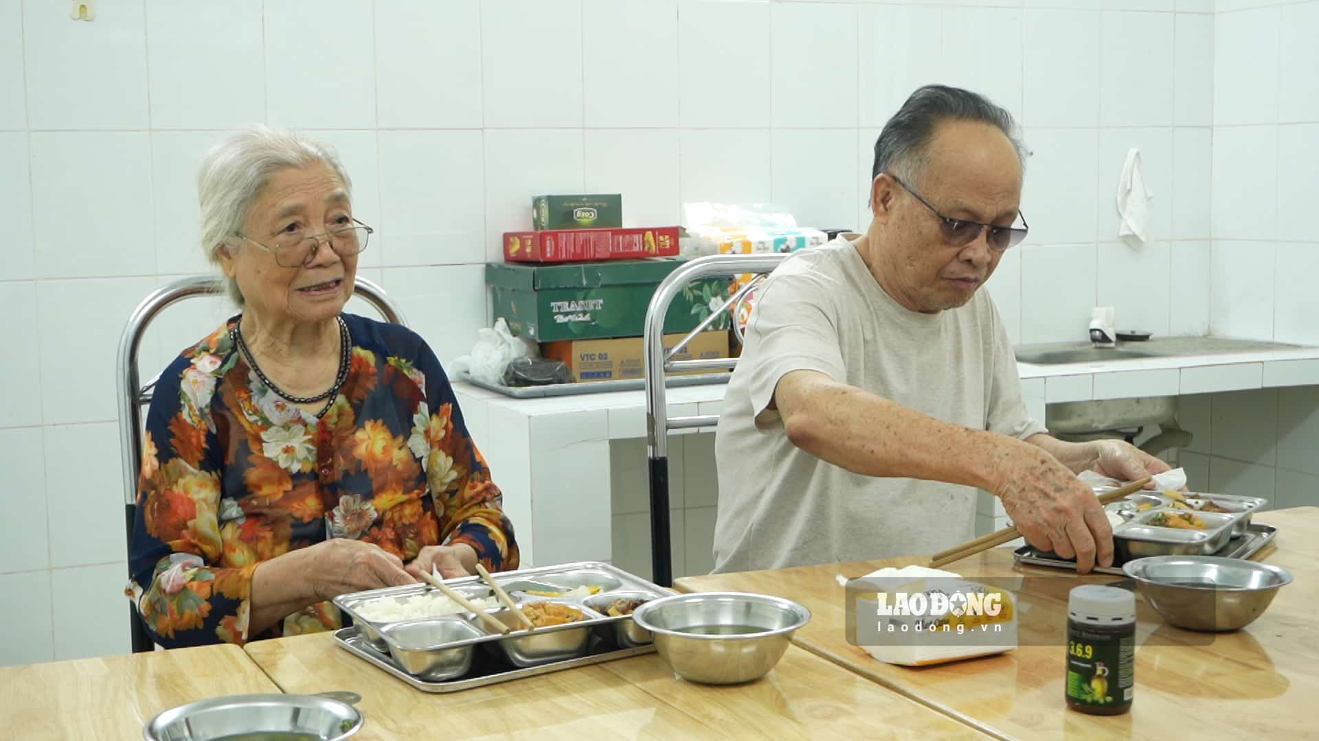 Không chỉ có bữa cơm, bà Hiểu thích việc hai vợ chồng vẫn có thể sinh hoạt cùng nhau nhưng không phải rời xa gia đình (ảnh chụp ngày 22.9). Ảnh: Huyền Anh