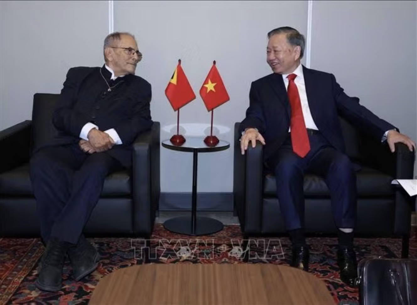 Việt Nam sẵn sàng tiếp tục chia sẻ kinh nghiệm, hỗ trợ Timor Leste phát huy vai trò là thành viên Hiệp hội các quốc gia Đông Nam Á (ASEAN), vai trò Chủ tịch ASEAN năm 2029 và hội nhập khu vực ngày càng hiệu quả. Ảnh: TTXVN