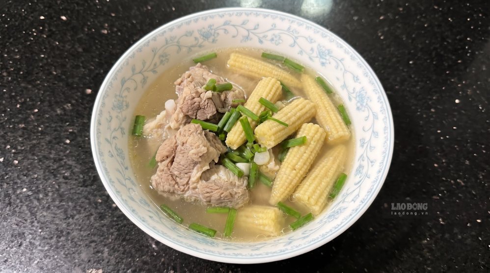 A bowl of delicious and sweet stewed rib soup with young corn brings many nutrients to a family meal. Photo: Tuan Dat