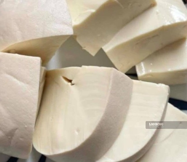 Gout patients do not have to abstain from tofu completely. Using tofu with a reasonable portion and healthy processing can be a suitable choice in a uric acid-controlled diet. Photo: Kieu Vu.