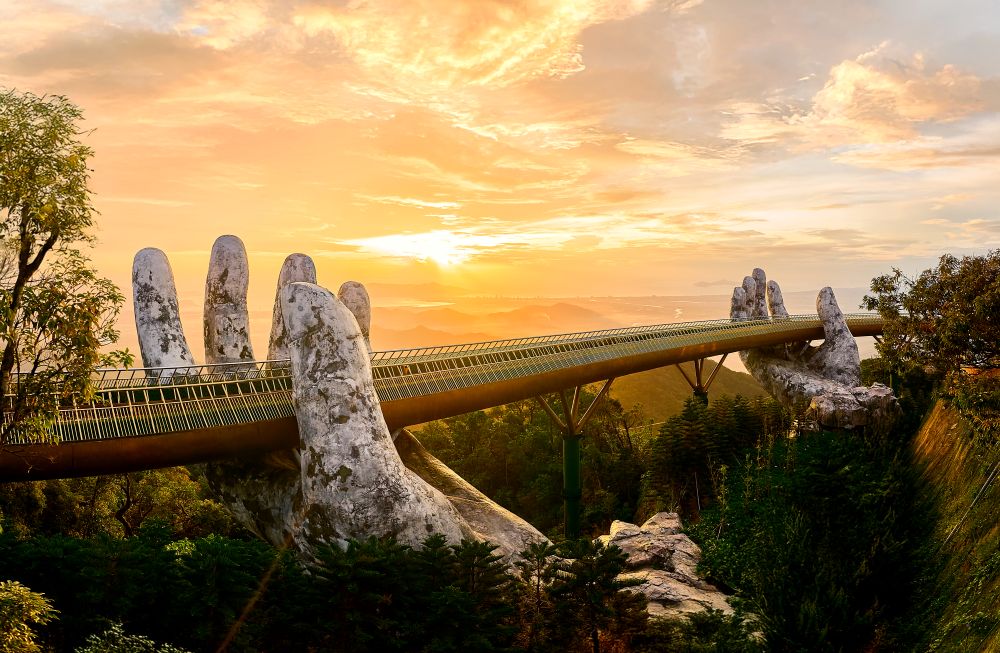 Da Nang's Golden Bridge was voted by Lonely Planet into the Top 50 destinations in 2027. Photo: Organizing Committee