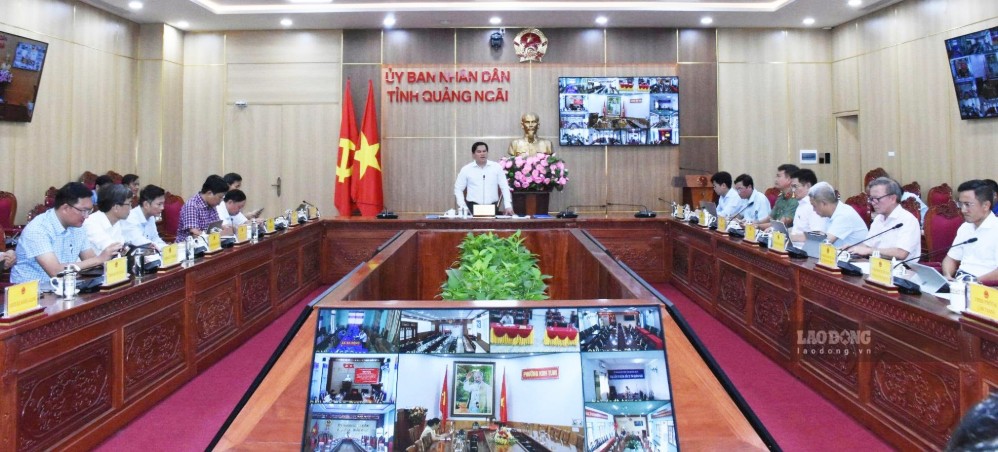 Quanh cảnh cuộc họp. Ảnh: Viên Nguyễn chụp sáng 23.9