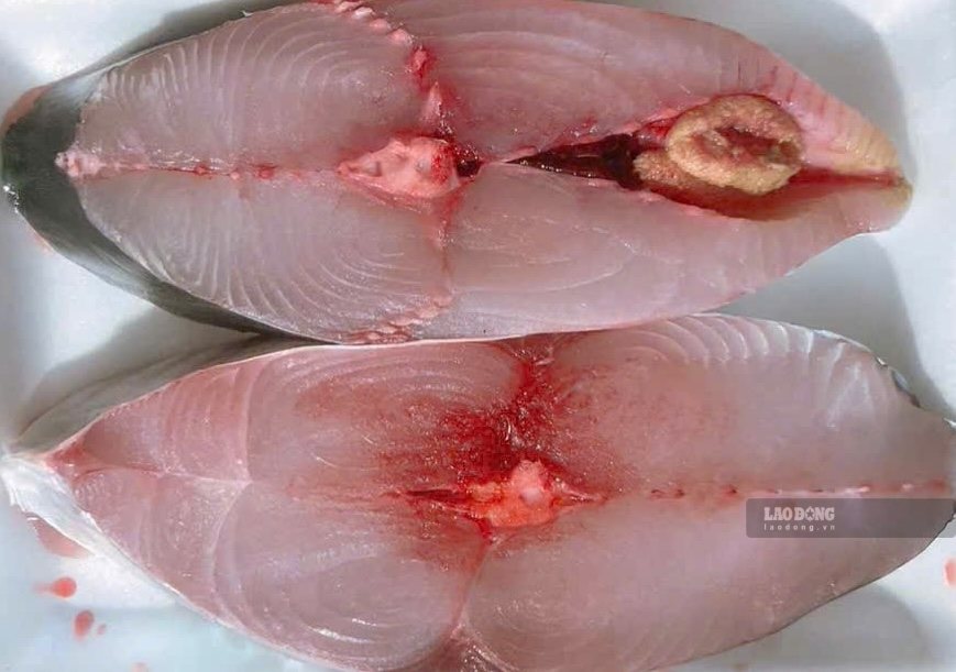 Mackerel is one of the effective vitamin D supplements for women over 40 years old. Photo: Kieu Vu