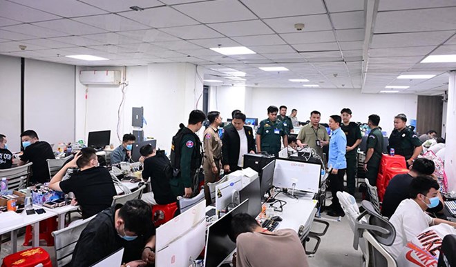Police in Preah Sihanouk province, Cambodia raid a casino to crack down on an online fraud ring on February 10, 2026. Photo: Police in Preah Sihanouk province
