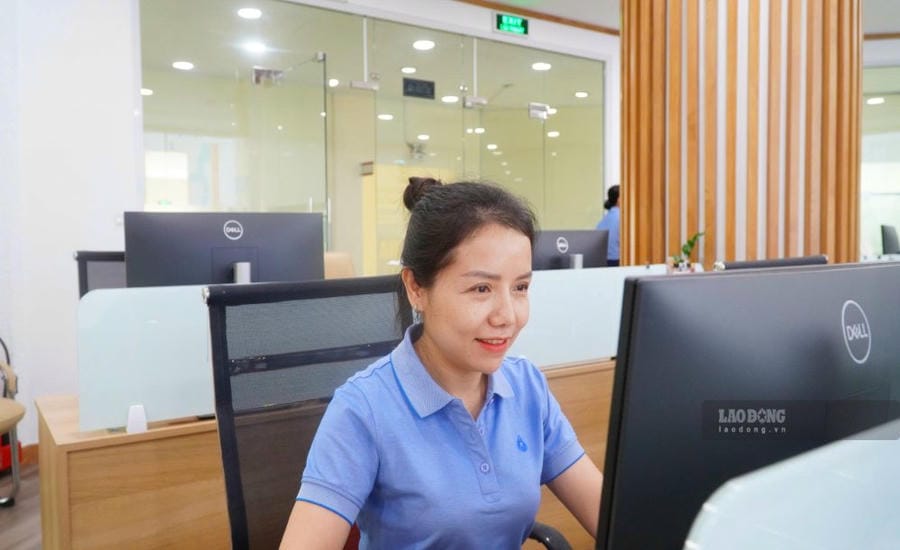 After 4 years of research, engineer Nguyen Thi Ngoc Hieu and colleagues have completed the initiative "Determining the water loss rate according to technical solutions in sub-regions (DMA)". Photo: Minh Tam