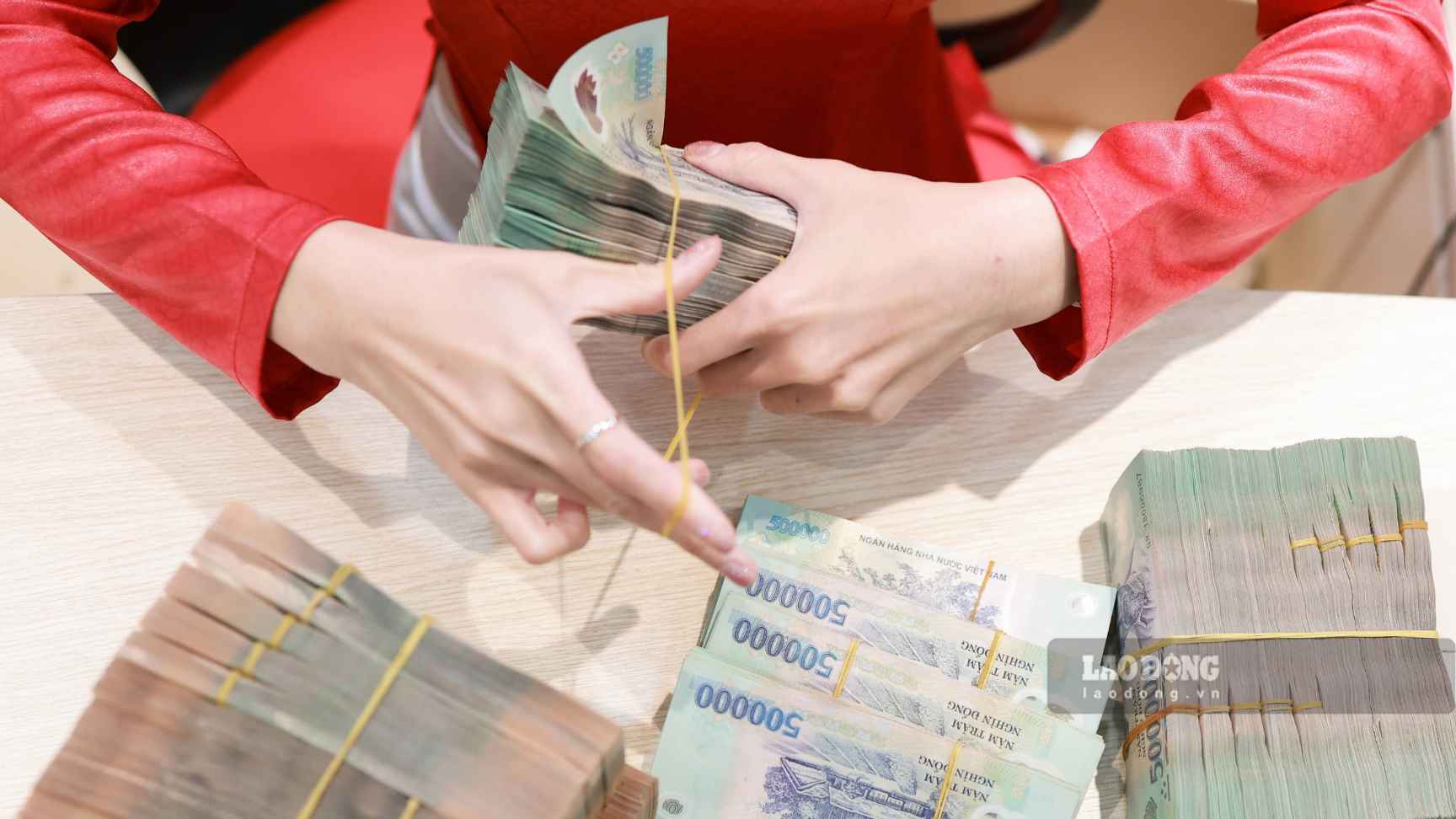 BIDV applies a savings interest rate framework for individual customers in the range of 0.1-6.8%/year. Photo: Hai Nguyen
