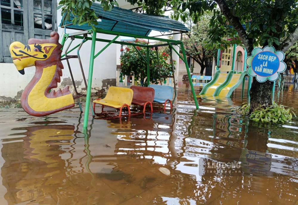 Trường Mầm non Tống Sơn - phân hiệu 3 (ở xã Tống Sơn, tỉnh Thanh Hóa) bị ngập sâu, khiến học sinh phải nghỉ học trong nhiều ngày qua. Ảnh: Quách Du (chụp ngày 24.9.2026)