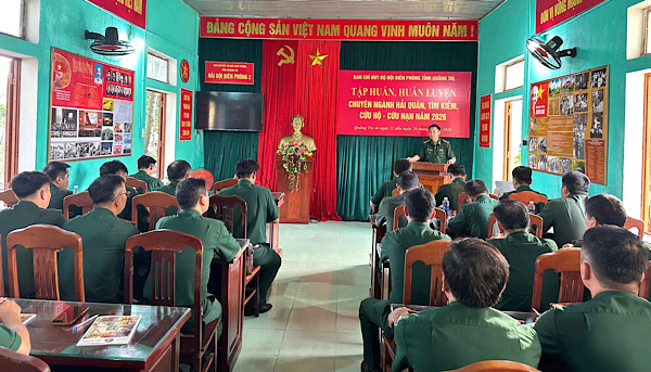 Cán bộ, nhân viên tham gia tập huấn nghiệp vụ chuyên ngành hải quân, tìm kiếm cứu hộ, cứu nạn trên biển năm 2026. Ảnh: Ban Chỉ huy Bộ đội Biên phòng tỉnh Quảng Trị