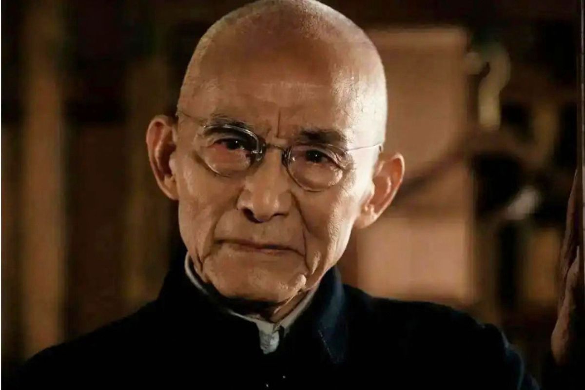 Du Bổn Xương tham gia phim “Phồn hoa” của Vương Gia Vệ ở tuổi 90. Ảnh: Xinhua