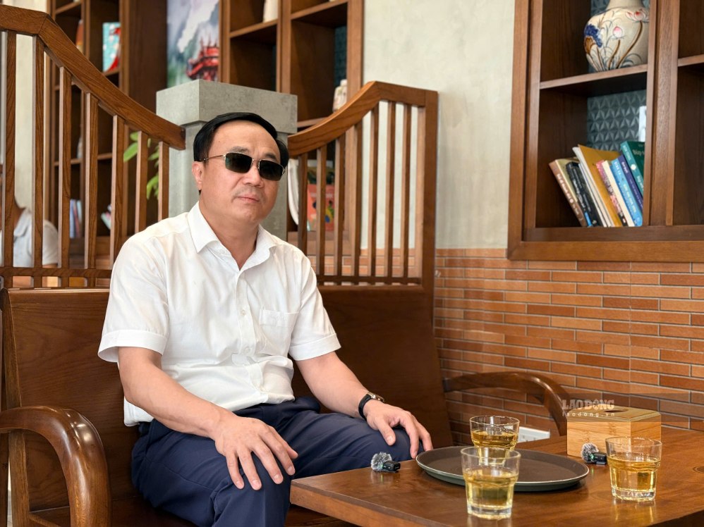Ông Phạm Xuân Trường, Giám đốc Trung tâm Đào tạo cán bộ Phục hồi chức năng cho người mù thuộc Hội Người mù Việt Nam. Ảnh: Thảo Anh