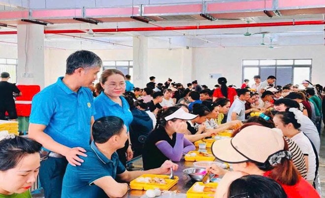Những Bữa cơm Công đoàn mang lại nhiều giá trị thiết thực đến đoàn viên, người lao động. Ảnh: Minh Hoàng