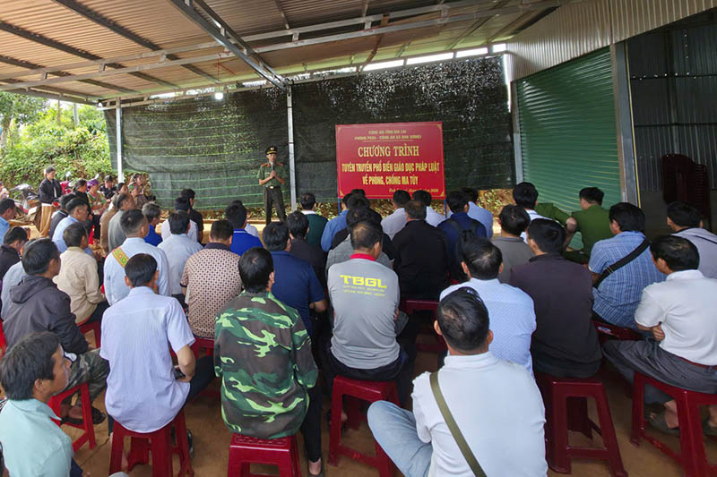 Đak Sơmei đẩy mạnh tuyên truyền, đấu tranh phòng, chống ma túy