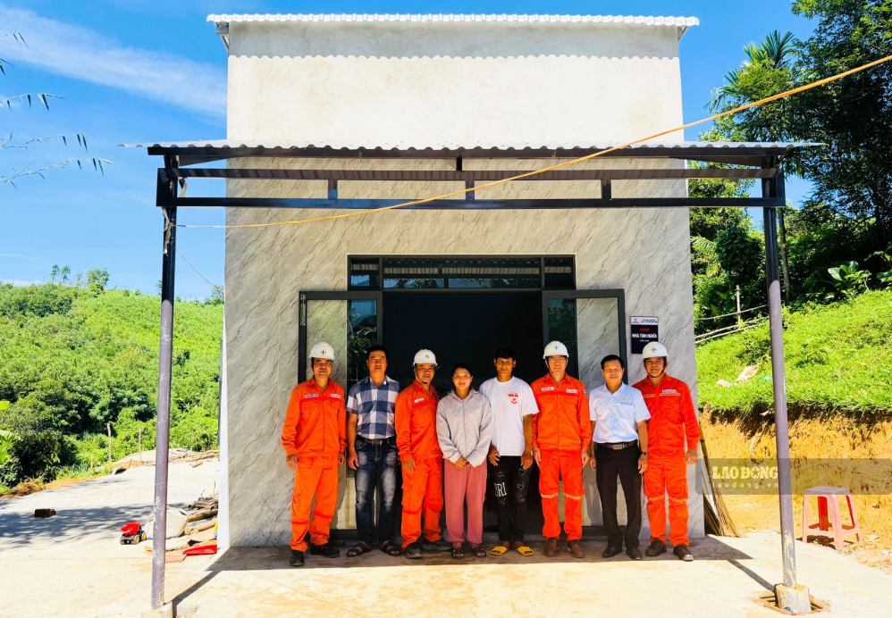 Hỗ trợ 180 triệu đồng xây nhà cho hộ nghèo ở miền núi ở Đà Nẵng