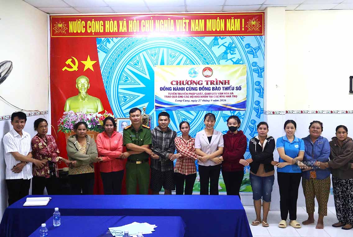 Ấm áp tình người với đồng bào dân tộc xa quê ở Tây Ninh