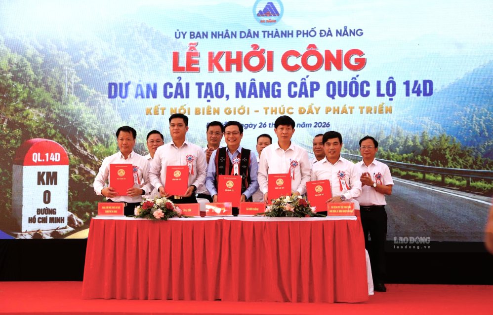 Quốc lộ 14D đang được cải tạo, nâng cấp bằng dự án 4.518 tỉ đồng, dự kiến hoàn thành trong năm 2027. Ảnh: Nguyễn Hoàng