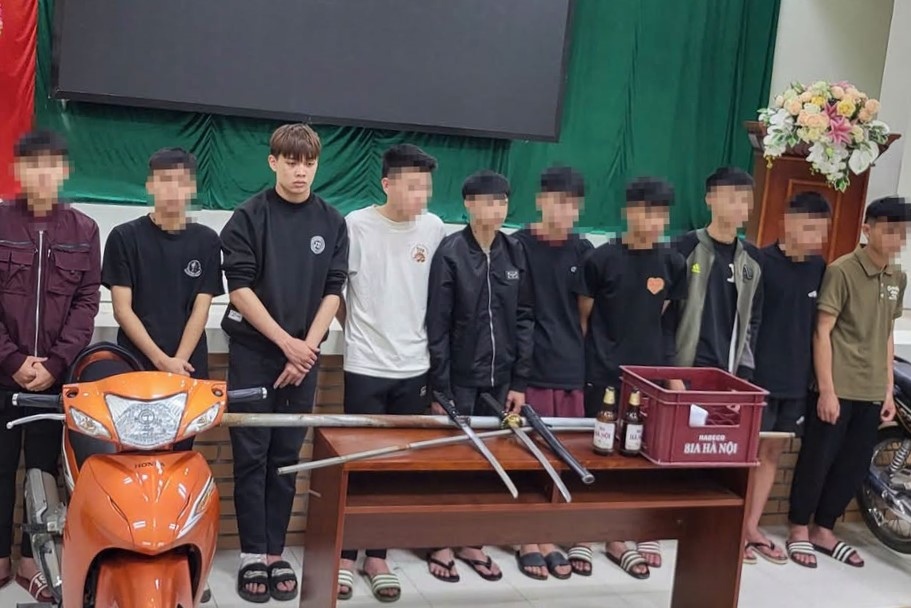 Các đối tượng tại cơ quan Công an. Ảnh: Công an tỉnh Sơn La