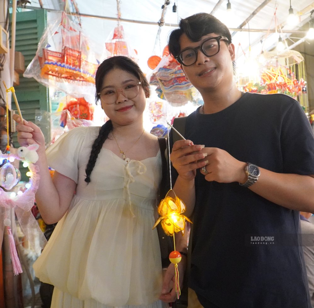Lộ diện tọa độ check-in rực rỡ nhất mùa trung thu ở TPHCM.
