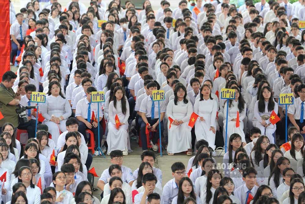 Ho Chi Minh City students at the opening ceremony of the 2025-2026 school year. Photo: Chan Phuc