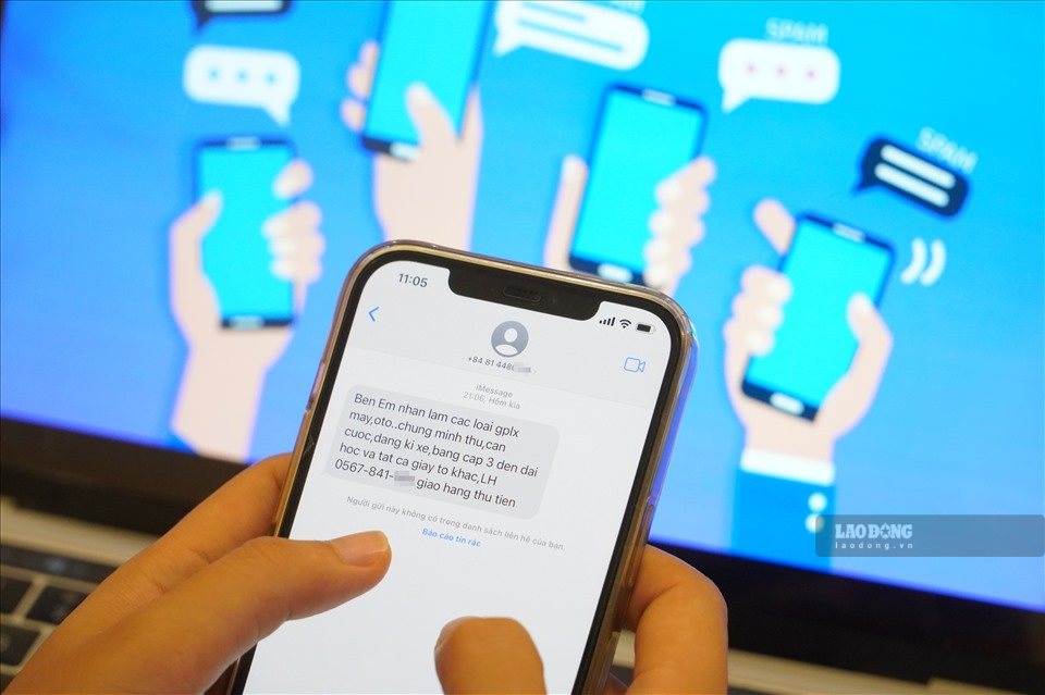 Businesses that arbitrarily send emails and advertising messages without the consent of the recipient may be fined up to 40 million VND. Photo: Khanh An