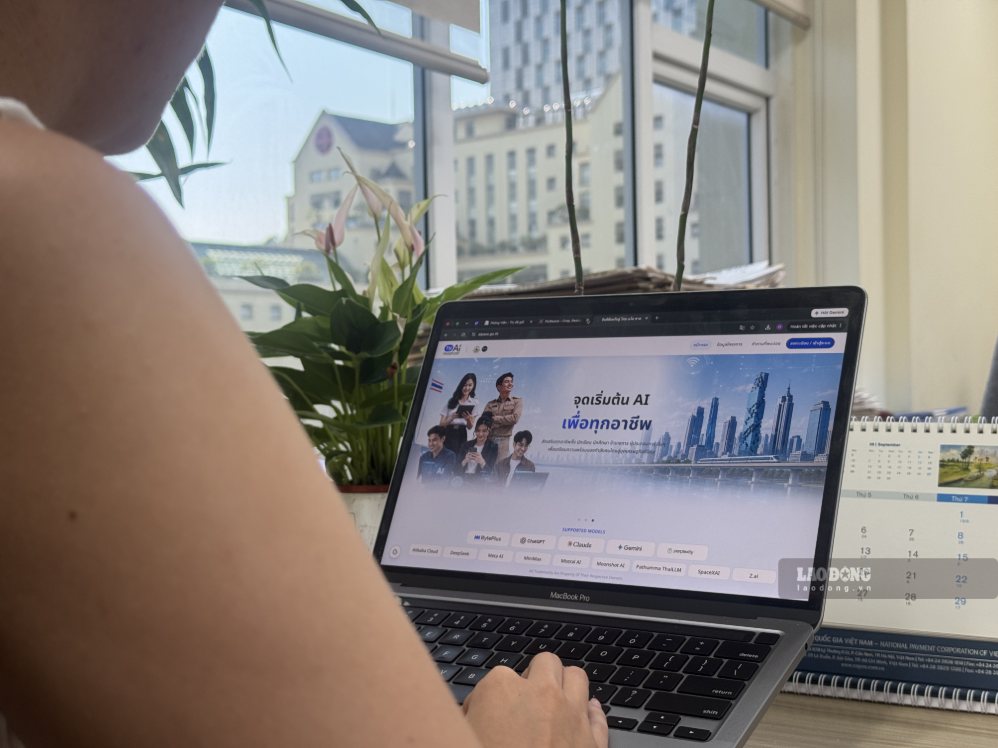Thailand's TH-AI Passport platform interface, integrating many AI models such as ChatGPT, Claude, Gemini, Perplexity and DeepSeek. Photo: Chau Anh