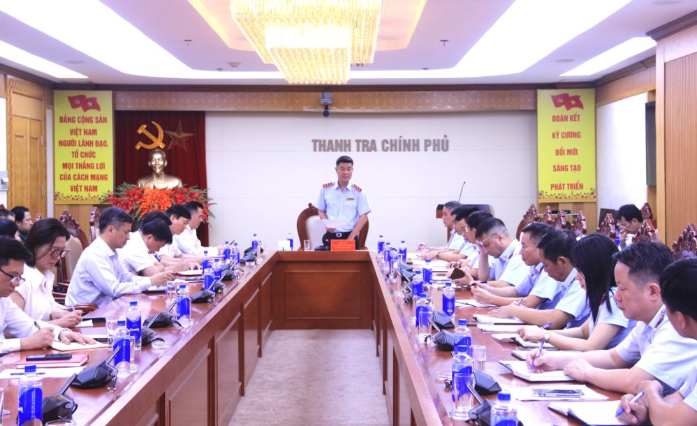 Images at the announcement of the decision to conduct a thematic inspection of surplus houses and land after arrangement at the Ministry of Agriculture and Environment. Photo: Government Inspectorate