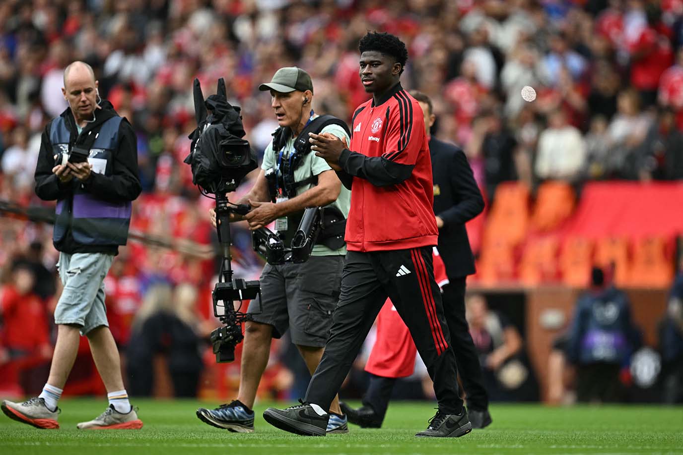 Carlos Baleba là tân binh cuối cùng của Man United trong mùa hè 2026. Ảnh: AFP