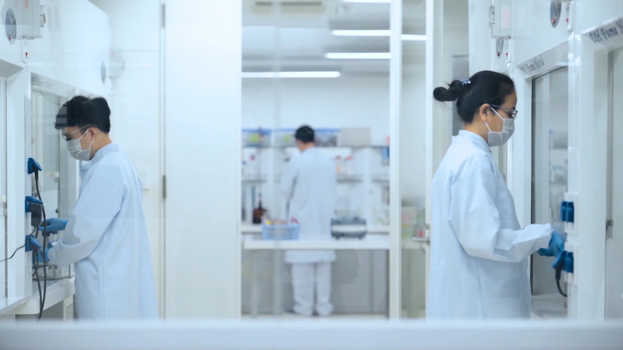 Việc sử dụng nguyên liệu và phụ gia tại Acecook Việt Nam được quản lý theo các yêu cầu chất lượng và quy định áp dụng đối với sản phẩm. Ảnh: Acecook Việt Nam