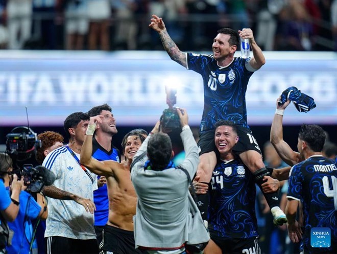 Không còn Messi, Lionel Scaloni chuẩn bị cách chơi mới cho Argentina