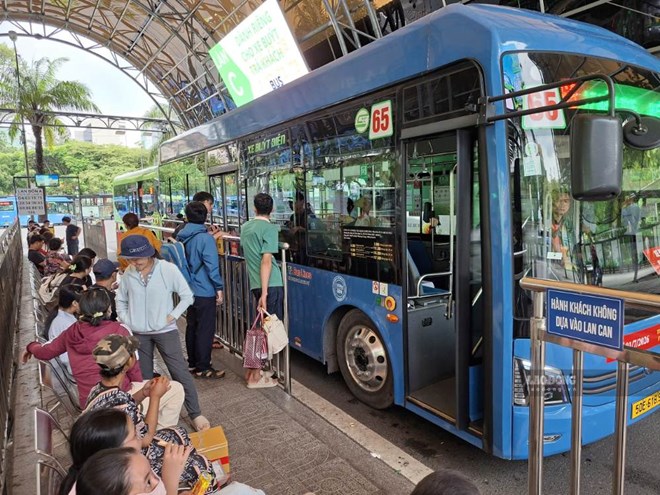 Cách xác thực để đi xe buýt miễn phí ở TPHCM từ ngày 1.10