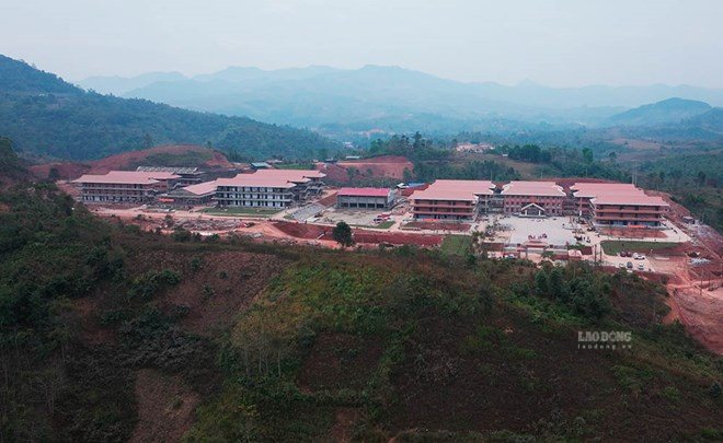 Si Pa Phin Inter-level Boarding School is the school inaugurated earliest in Dien Bien. Photo: Tien The