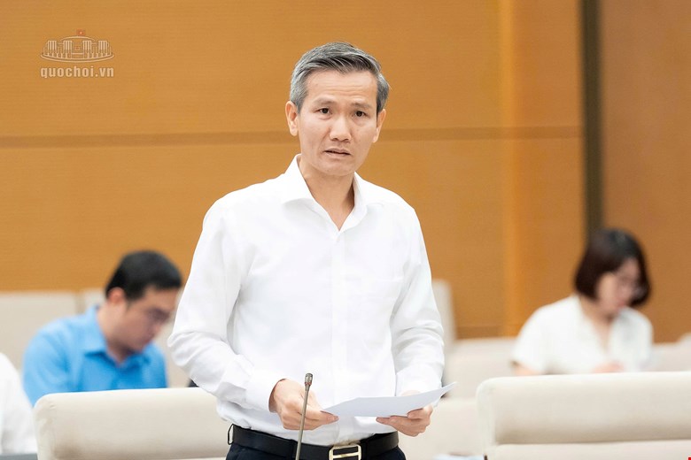 Deputy Minister of Home Affairs Cao Huy said that 1 additional day off is "Vietnamese Culture Day", workers are allowed to take leave and receive full salary. Photo: Quochoi. vn