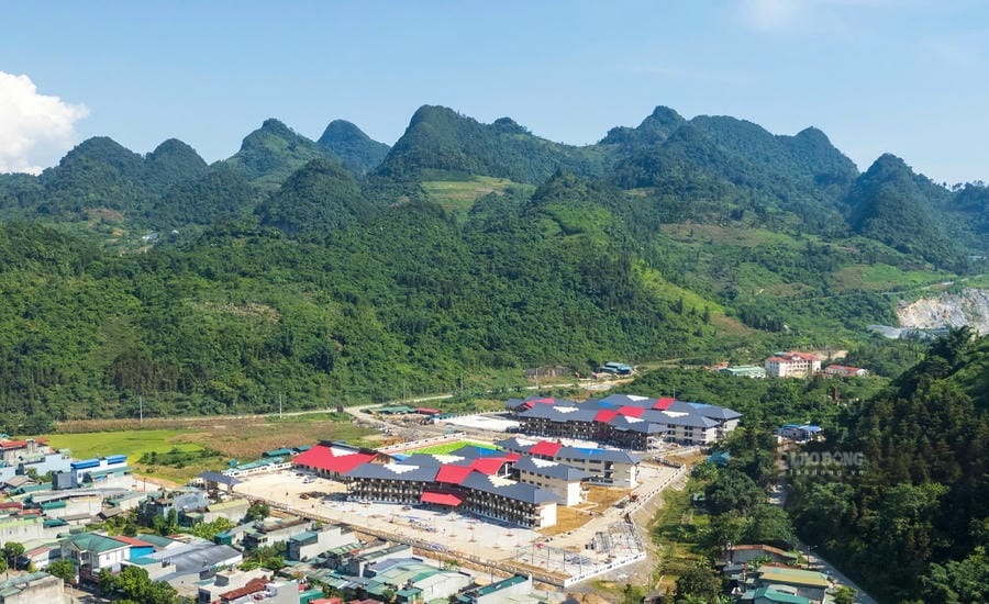 Muong Khuong Primary and Secondary Boarding School (Lao Cai) before the 2026-2027 school year. Photo: Dinh Dai