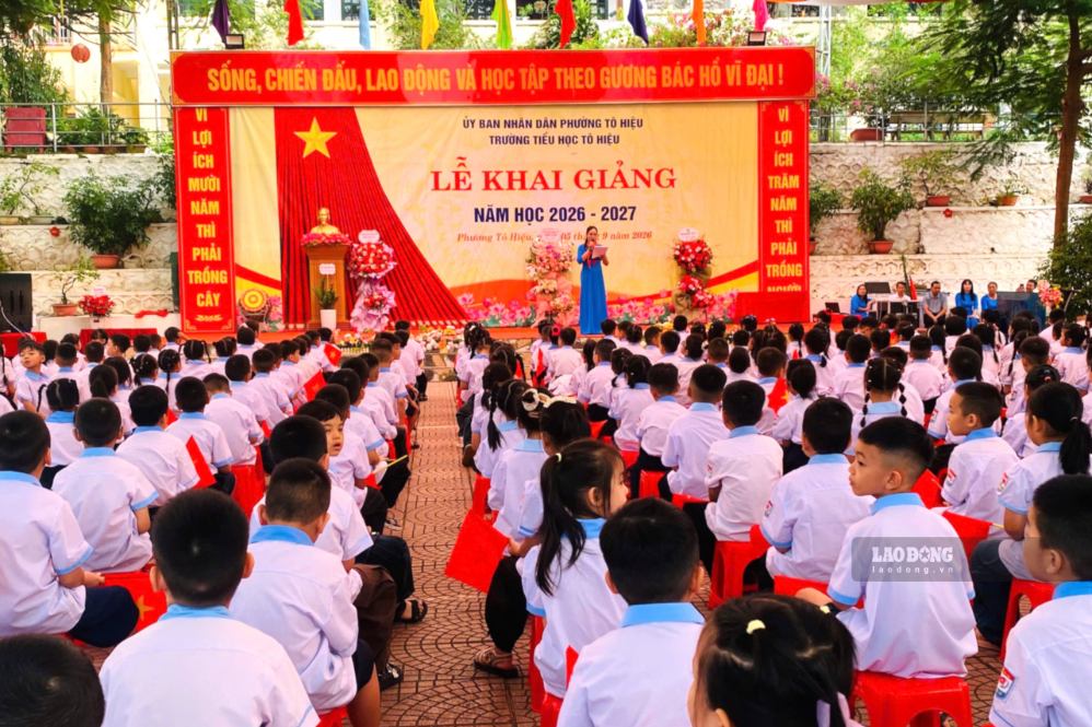 Lễ khai giảng tại Trường Tiểu học Tô Hiệu, tỉnh Sơn La. Ảnh: Trường Sơn