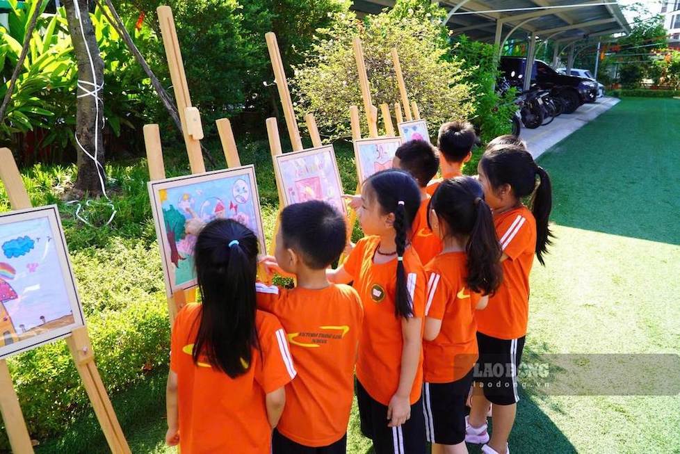 Học sinh Trường Tiểu học và THCS Victoria 3 (Hà Nội) được tham gia nhiều hoạt động trong lễ khai giảng năm học mới 2026 - 2027. Ảnh: Tường Vân