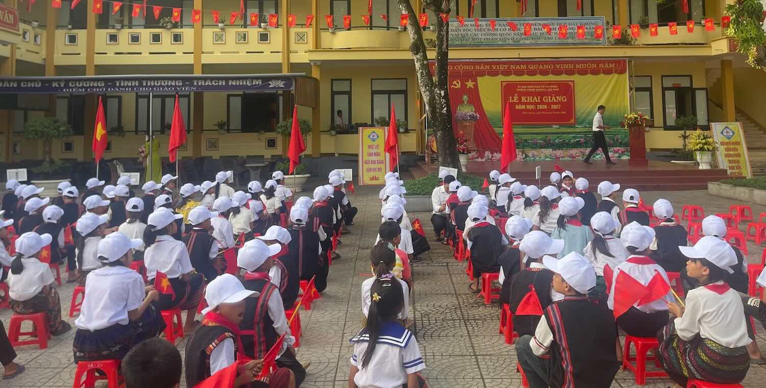 Học sinh tại lễ khai giảng Trường PTDTBT TH&THCS Lâm Thủy. Ảnh: Ngô Mậu Tình