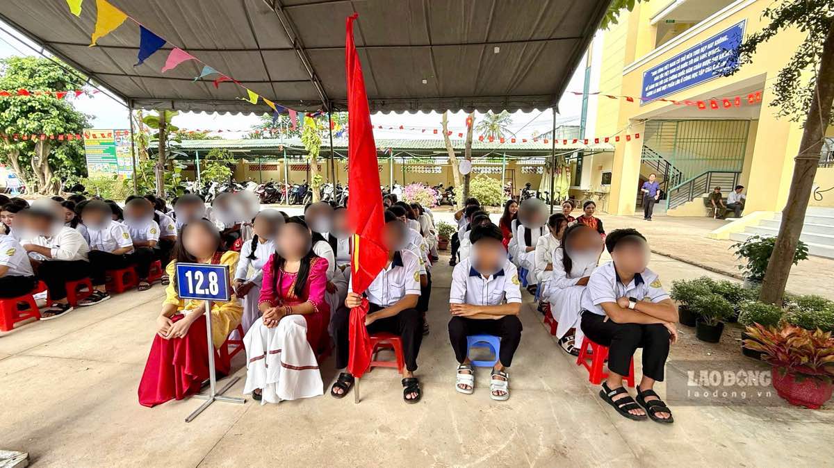 Khai giảng tại Trường Phổ thông Dân tộc nội trú tỉnh Lâm Đồng ở phường Hàm Thắng. Ảnh: Duy Tuấn