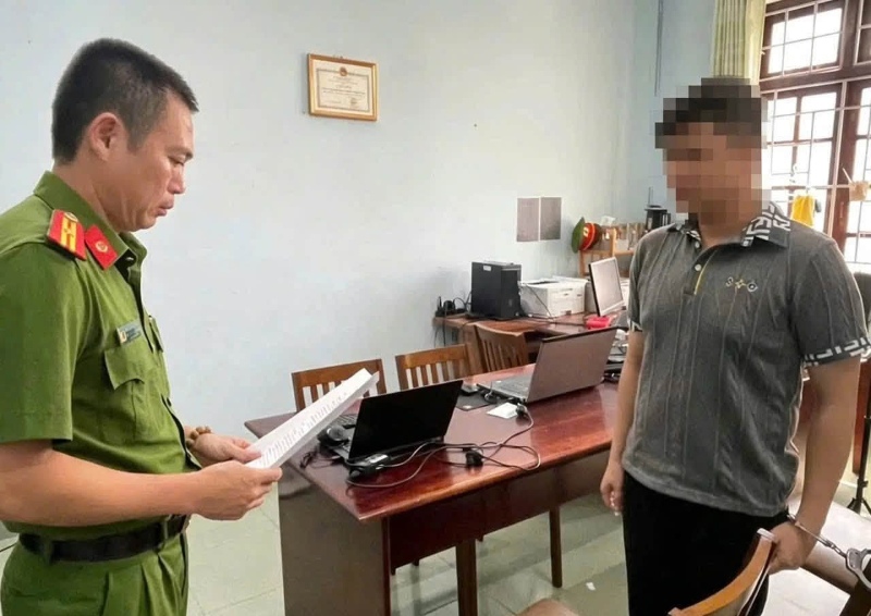 Nui Thanh Commune Police, Da Nang breaks up a case of organizing drug use and trading. Photo: Da Nang Police