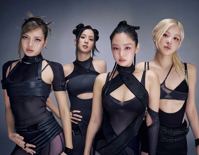 Lisa nói Blackpink sẽ tái hợp khi các thành viên hoàn thành mục tiêu riêng. Ảnh: Lotte