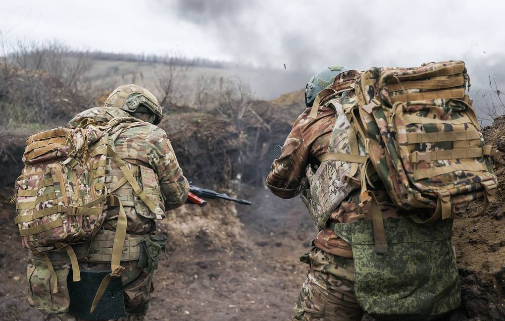 Russian soldiers on duty on the battlefield. Photo: TASS