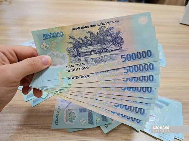 The highest online savings interest rate at BIDV is currently 6.8%/year. Photo: Thach Lam