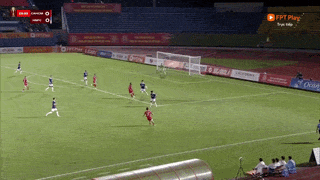 Ho Chi Minh City Police beat Hanoi FC 3-1. Photo: FPT Play