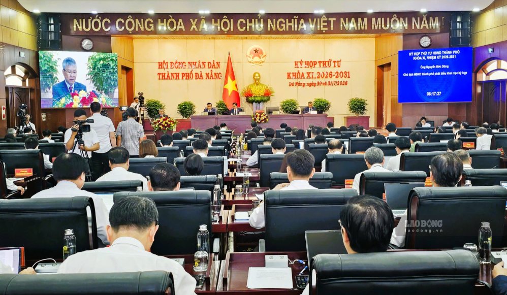 HĐND TP Đà Nẵng quyết định hỗ trợ SGK miễn phí cho học sinh, học viên từ lớp 1 - 12, trong 3 năm 2026 - 2029. Ảnh: Nguyễn Hoàng