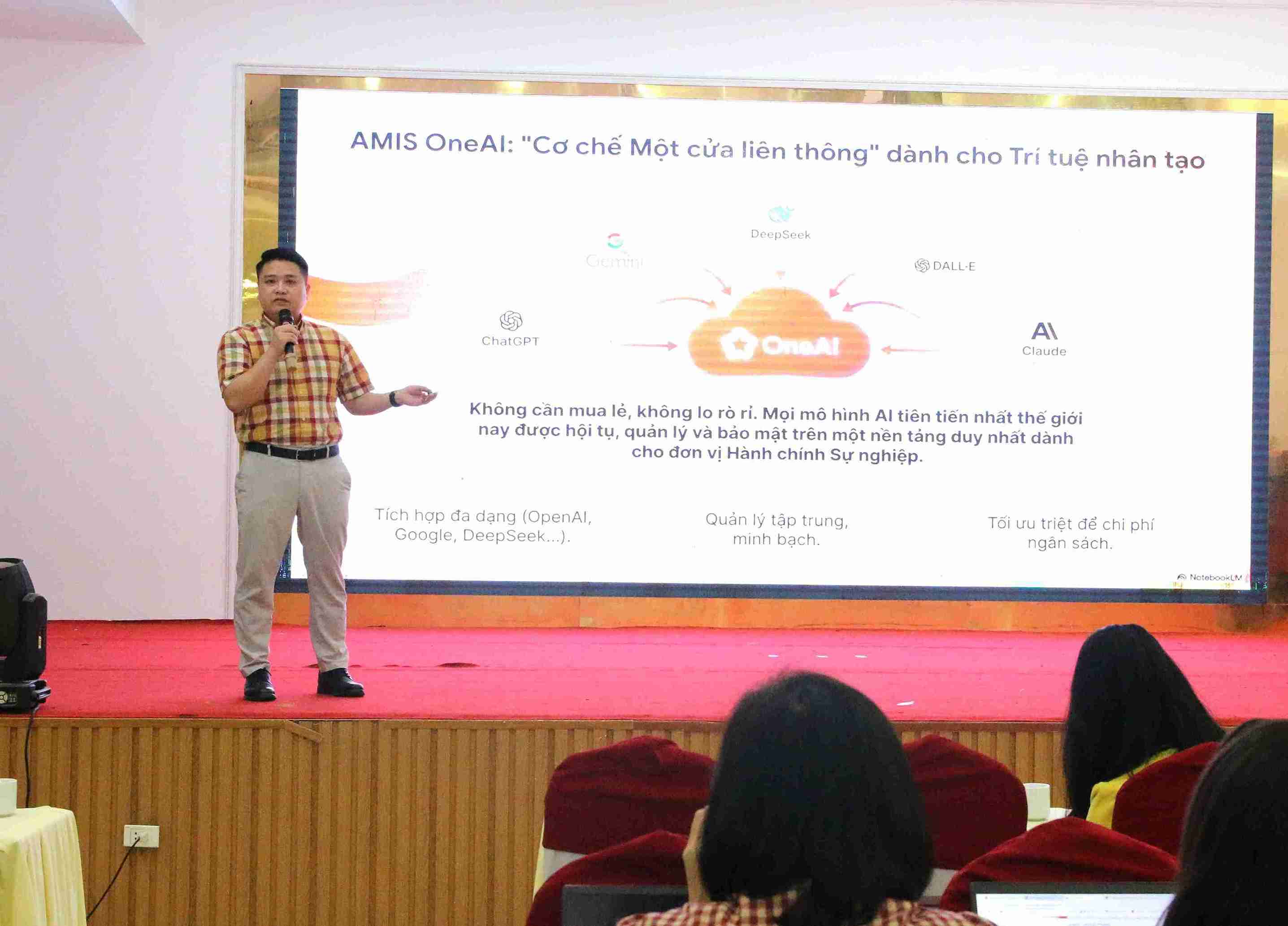 Sở Khoa học và Công nghệ tỉnh Hưng Yên tổ chức lớp tập huấn chuyển đổi số năm 2026. Ảnh: Sở Khoa học và Công nghệ tỉnh Hưng Yên