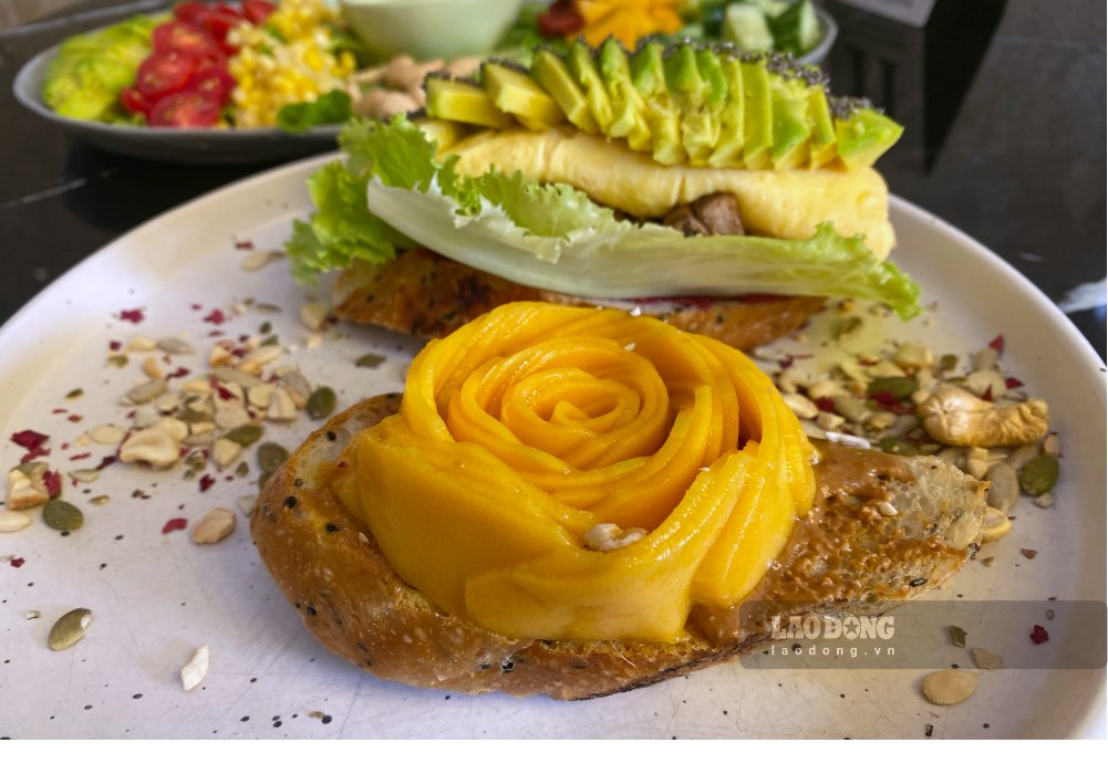 A healthy, balanced diet can contribute to the process of supporting uric acid control. Photo: Tra My