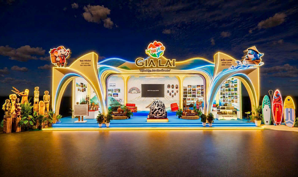 Perspective of Gia Lai exhibition space with the theme "Gia Lai - Integration, spreading colors". Photo: Department of Culture, Sports and Tourism of Gia Lai