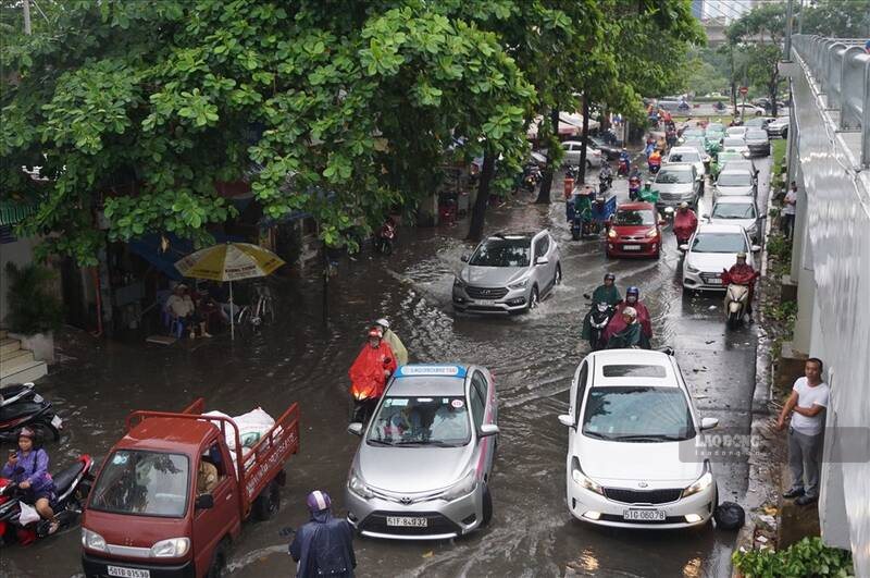 Prolonged thunderstorms, Southern Vietnam needs to be wary of heavy rain from September 9. Photo: Minh Quan