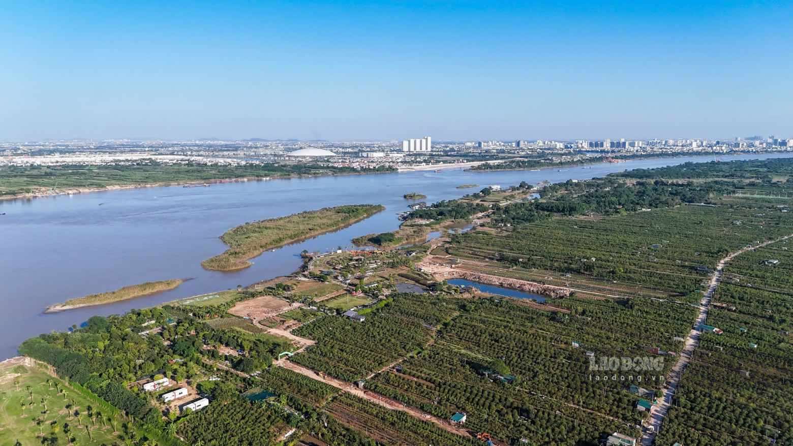 Hà Nội thông tin về địa điểm tái định cư khi làm Dự án Trục đại lộ cảnh quan sông Hồng. Ảnh: Sóng Hữu