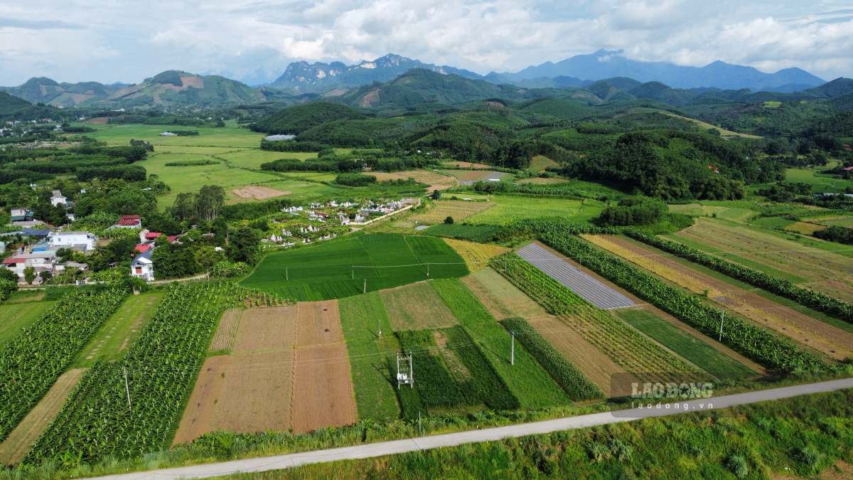 After the merger, many communes in Tuyen Quang have not met the standards according to Resolution 112 of the National Assembly Standing Committee, and may have to be arranged in the near future. Photo: Nguyen Tung.